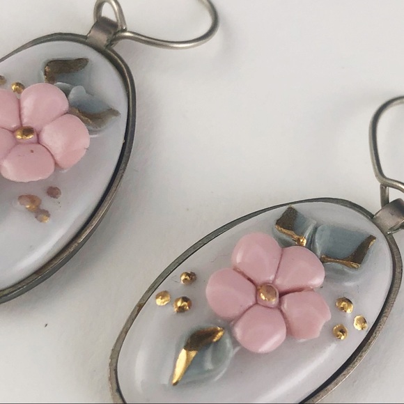 Vintage Oval Flower Ceramic Porcelain Earrings - Picture 7 of 9
